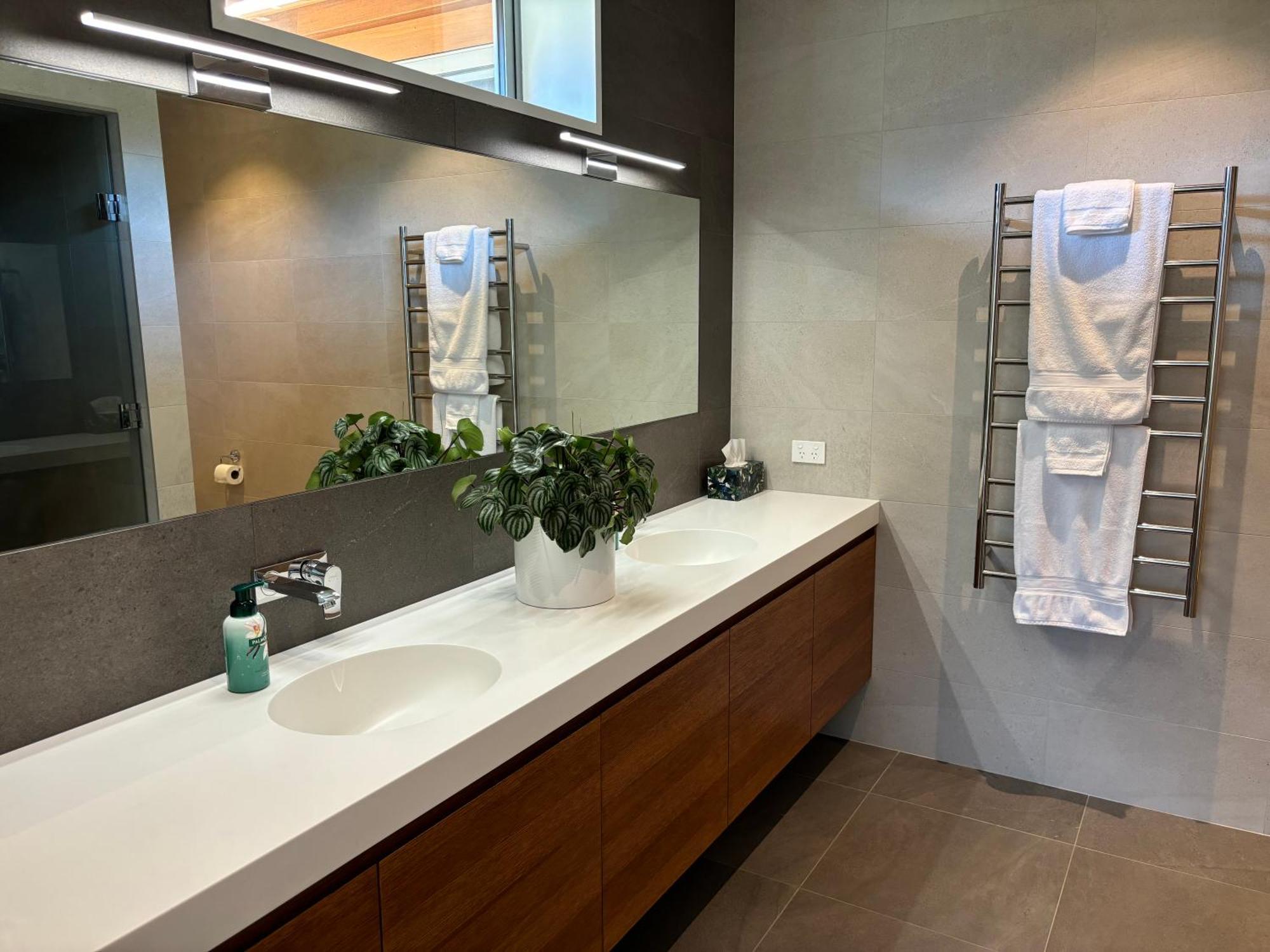 Tucker Beach Private Exclusive Retreat Queenstown Phòng bức ảnh